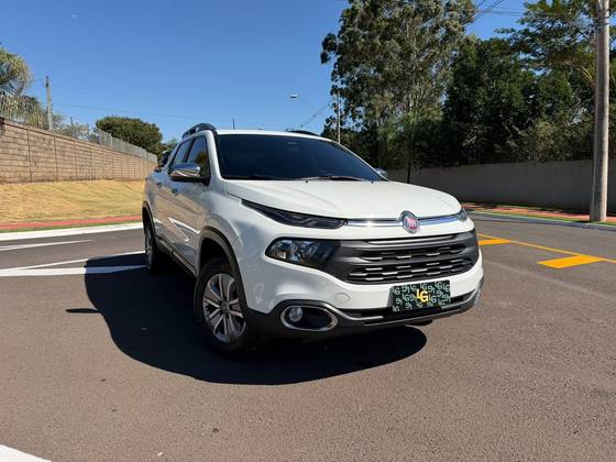 FIAT TORO 1.8 16V EVO FLEX FREEDOM AT6 FIAT TORO 1.8 16V EVO FLEX FREEDOM AT6